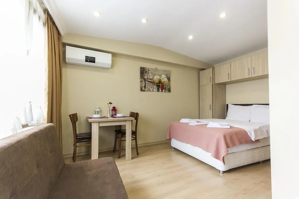 Aytur Suites 44 이스탄불 0*,